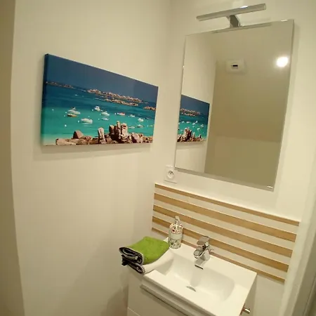 Maison Au Calme A L'interieur Du Golf De Ploemel, Entre Terre Et Mer, 2 Chambres, 10 Min Des Plages