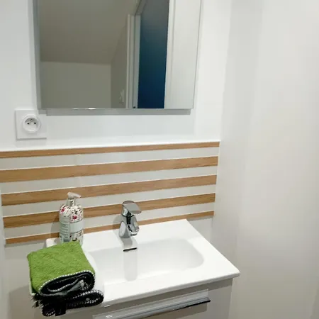 Maison Au Calme A L'interieur Du Golf De Ploemel, Entre Terre Et Mer, 2 Chambres, 10 Min Des Plages